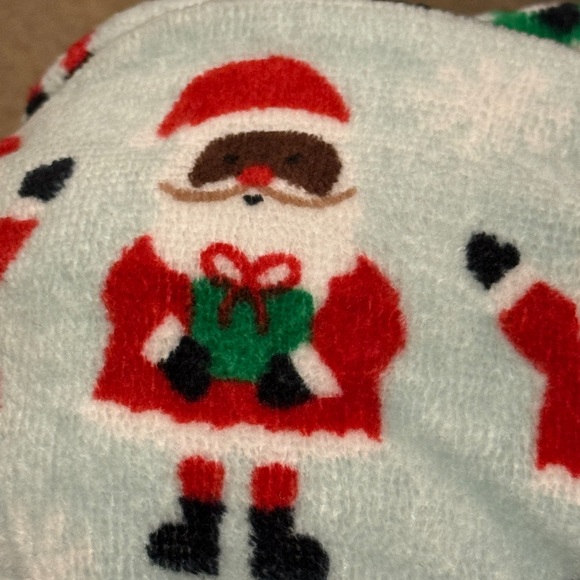 NWT Deborah Connolly Santa Set of Two Hand Towels Christmas Holiday Santa - Picture 7 of 9